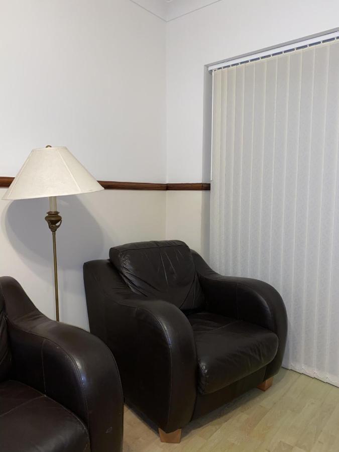 Seaford Lodge Apartments ウェストン・スパー・メア エクステリア 写真